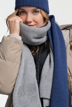 LOLE Everyday Merino Wool Scarf - Meteor Grey -Urban Fit Shop LAW0888 G883 4 1900x scaled