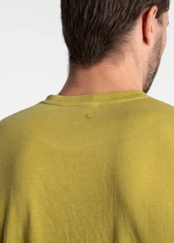 LOLE Everyday Long Sleeve - Avocado -Urban Fit Shop LSM0162 V779 6 1900x scaled