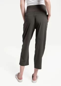 LOLE Momentum Crops - Olive -Urban Fit Shop LSW4292 BB03 4 1900x scaled