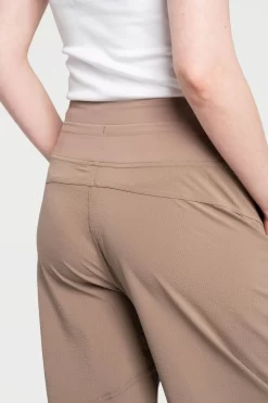 LOLE Momentum Crops - Fossil 11 LOLE Momentum Crops - Fossil -Urban Fit Shop LSW4292 C213 6 1900x scaled