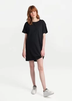 LOLE Effortless Cotton Dress - Black 9 LOLE Effortless Cotton Dress - Black -Urban Fit Shop LSW4327 N415 4 1900x scaled