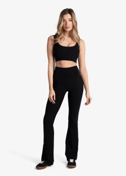 LOLE Sculpt Rib Bra - Black -Urban Fit Shop LSW4406 N415 4 1900x scaled