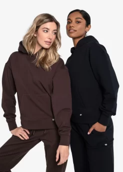 LOLE Easy Joggers - Black -Urban Fit Shop LSW4412 N415 8 1900x scaled