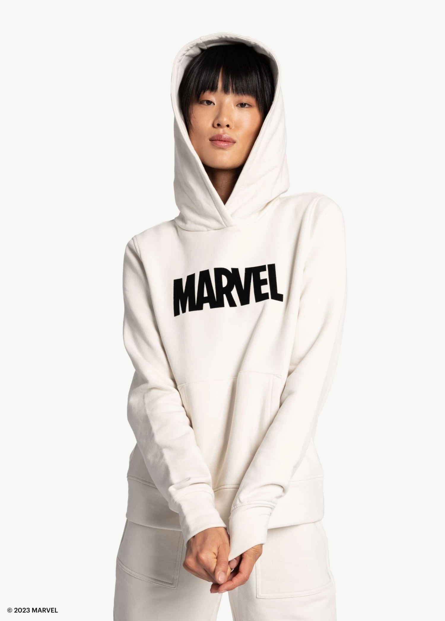 LOLE Easy Fleece Hoodie - Marvel Cream Icone 2 LOLE Easy Fleece Hoodie - Marvel Cream Icone - Image 2