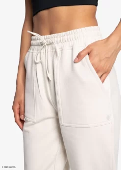 LOLE Easy Fleece Jogger - Marvel Cream Icone -Urban Fit Shop LSW4511 W443 6 1900x scaled