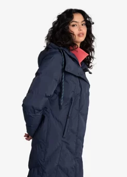 LOLE City Chic Vegan Down Winter Jacket - Outerspace -Urban Fit Shop LUW0888 B773 4 1900x scaled