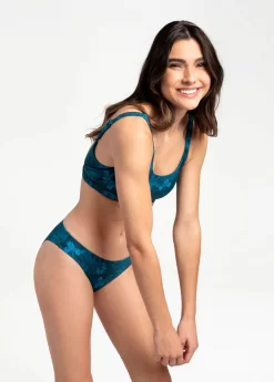 LOLE Caribbean Bikini Bottoms - Anatheia Zenith 12 LOLE Caribbean Bikini Bottoms - Anatheia Zenith -Urban Fit Shop LWW0584 V790 6 1900x scaled